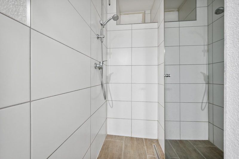 Bad mit Dusche